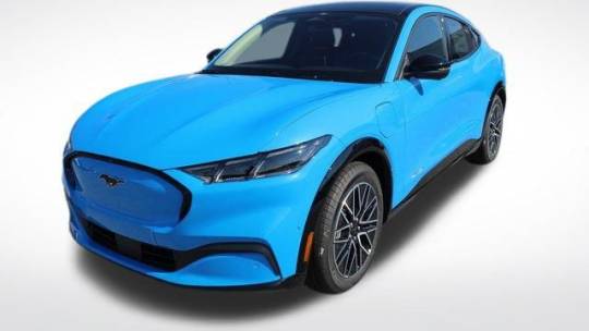 2024 Ford Mustang Mach-E premium