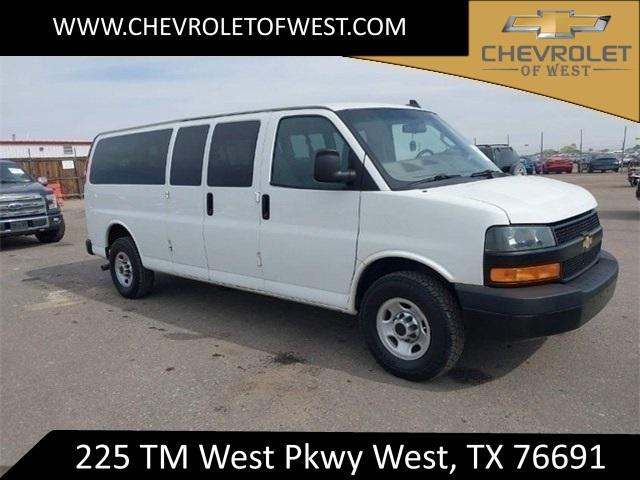 2020 chevrolet express 3500 rwd 3500 extended wheelbase lt