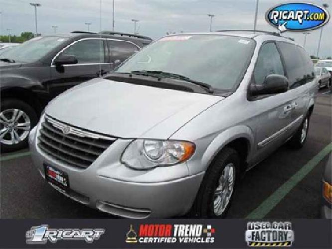 2007 chrysler town & country lwb touring in columbus, oh