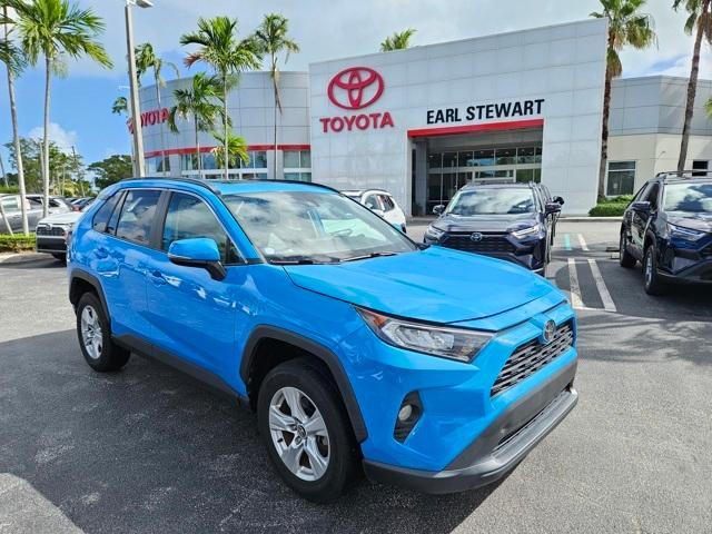 2020 toyota rav4 xle