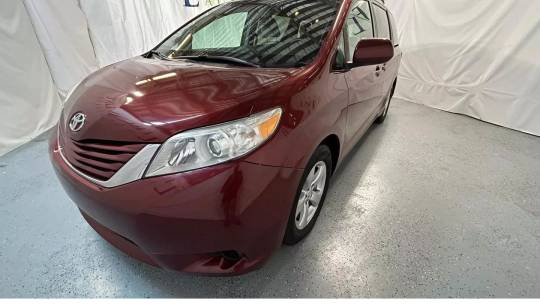 2016 Toyota Sienna le