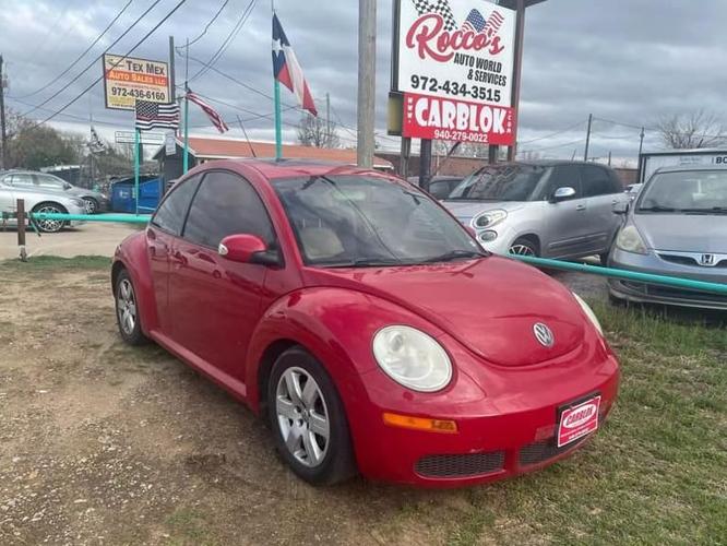 2007 volkswagen new beetle 2.5 hatchback 2d in lewisville, texas