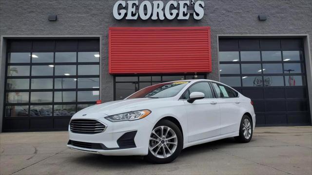2020 ford fusion se