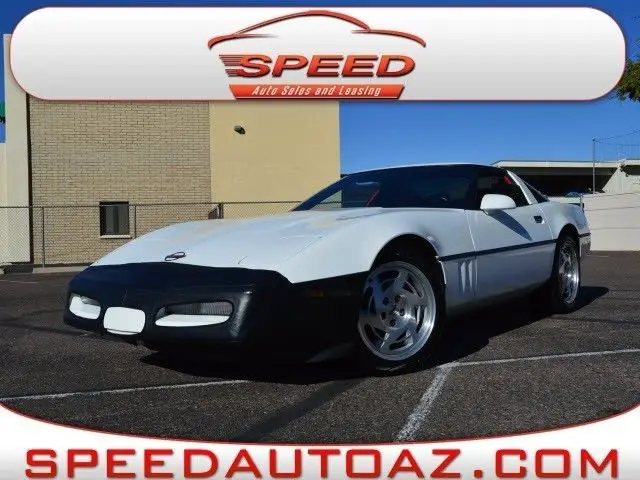 1990 chevrolet corvette 2dr coupe hatchback