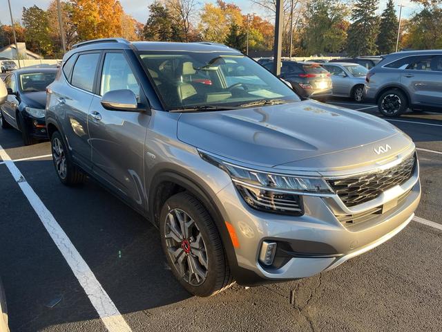 2022 kia seltos sx