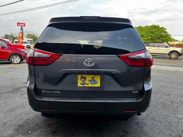 2020 toyota sienna limited