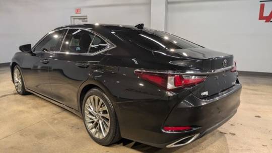 2019 Lexus ES