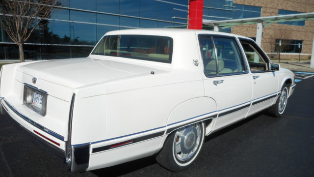 1992 cadillac fleetwood brougham - 71,000 miles - extra clean - must see!