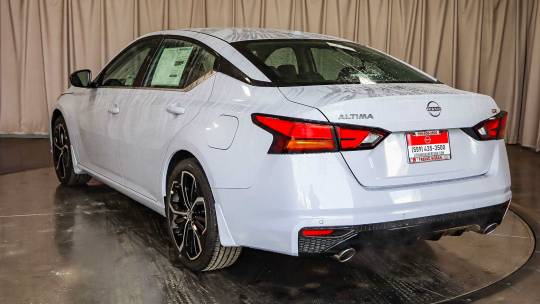 2025 Nissan Altima