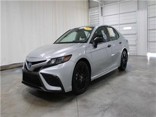 2022 Toyota Camry hybrid se