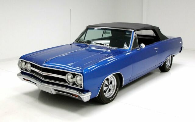 excellent intense blue pearl excellent interior frame off restored 355ci engine