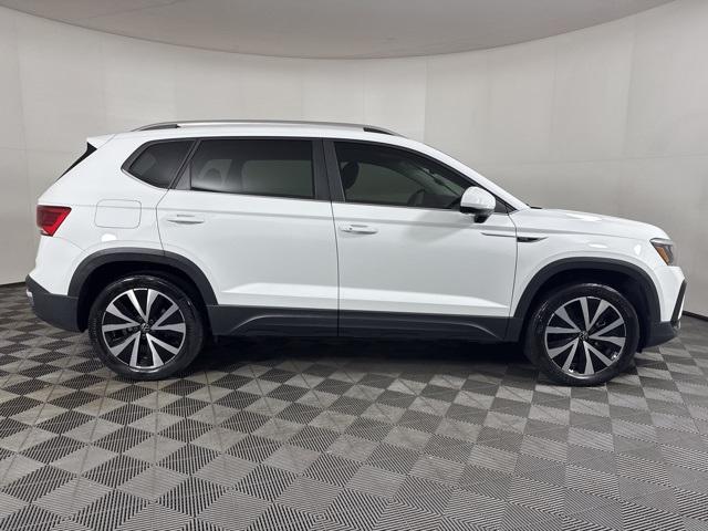 2022 volkswagen taos 1.5t se