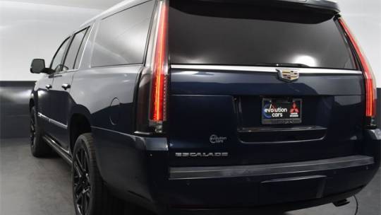 2018 Cadillac Escalade platinum edition
