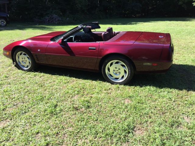 1993 chevrolet corvette conv. 40th anniversary edition 46,000 miles"