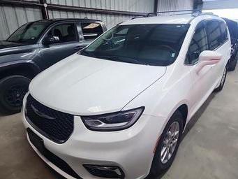 2022 chrysler pacifica touring l