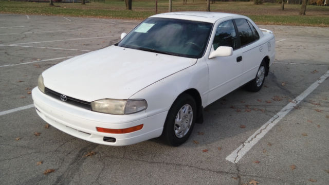 1993 toyota camry le