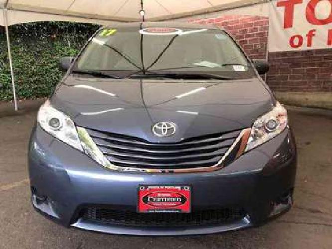 2017 toyota sienna le in portland, or