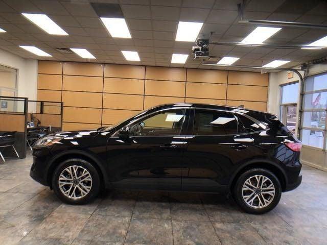 2022 ford escape sel in des moines, iowa