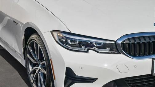 2022 bmw 330e