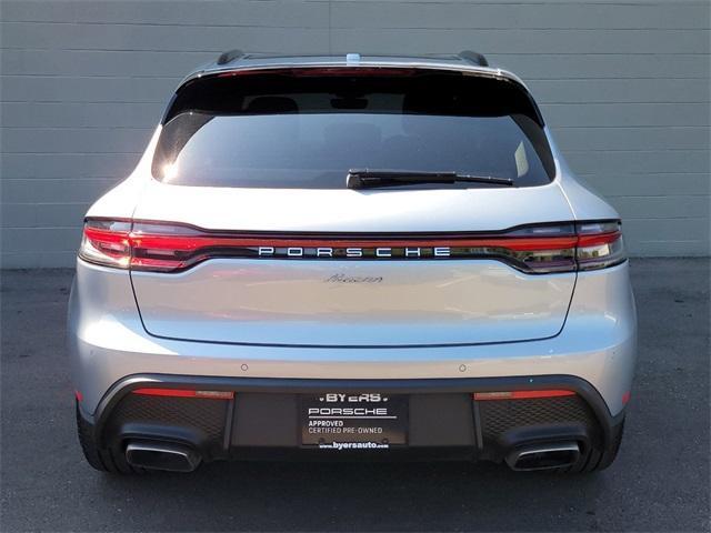 2024 porsche macan base (pdk)