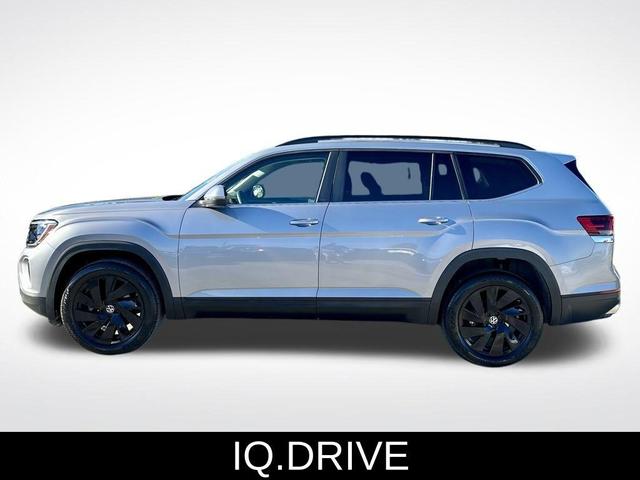 2024 volkswagen atlas 2.0t se w/technology