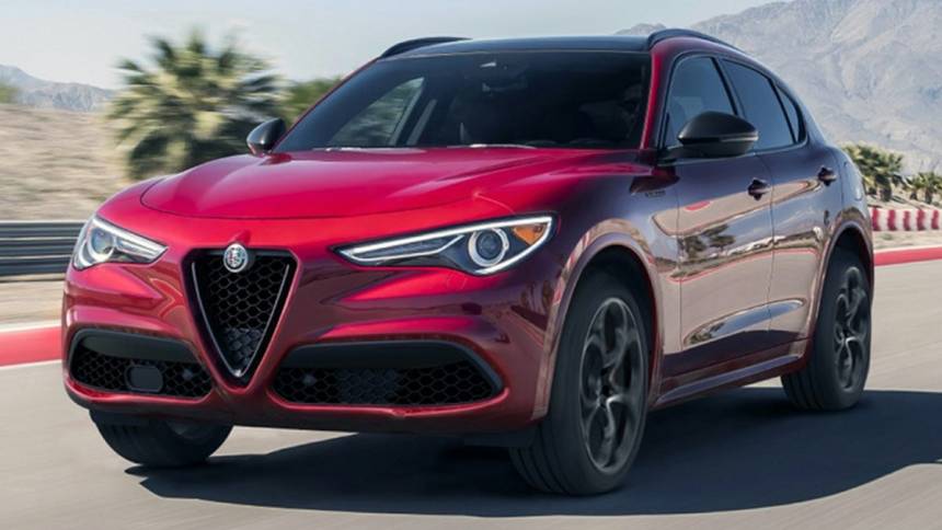 2022 alfa romeo stelvio quadrifoglio