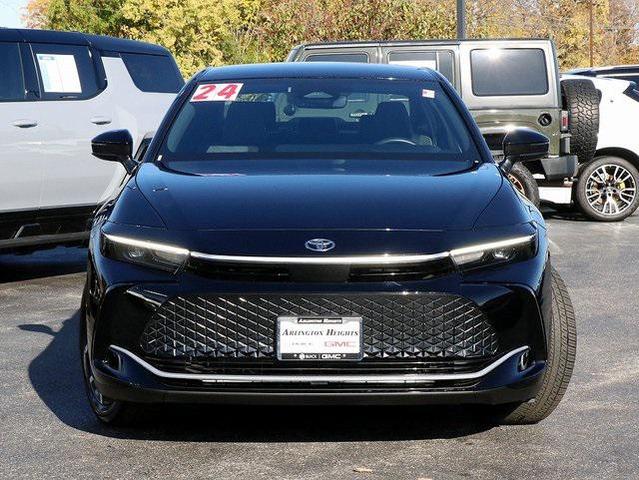 2024 toyota crown xle