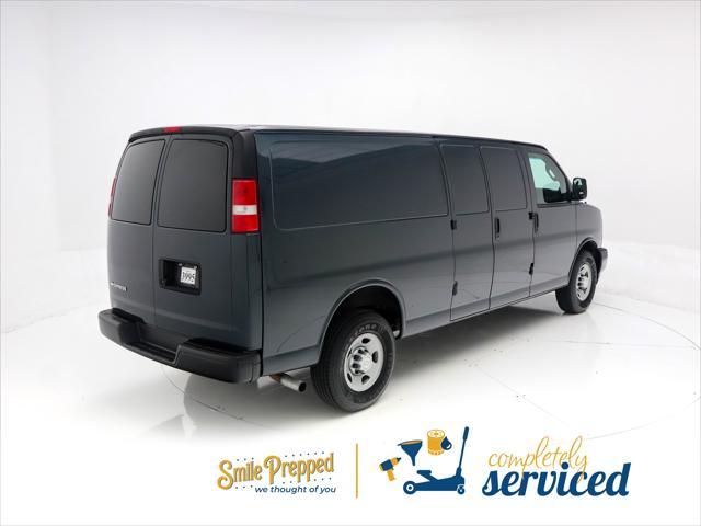 2017 chevrolet express 3500 work van