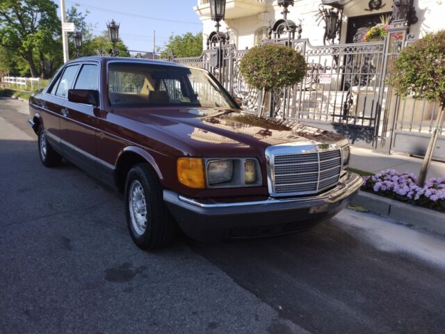 1982 mercedes benz 300sd 4 doors luxury sedan