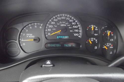 2004 cheverolet silverado 2500 hd ls 4wd, 6 liter v8 for sale in fargo, north dakota