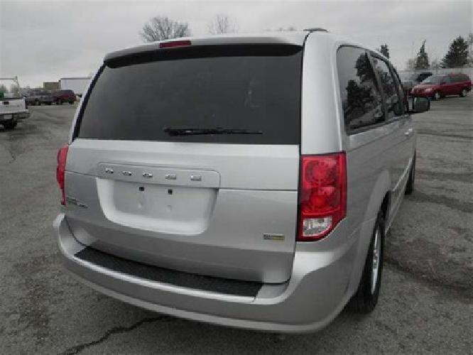 2012 dodge grand caravan sxt in seymour, in