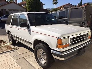 `1992 ford explorer xlt (white) one owner $2,000.00