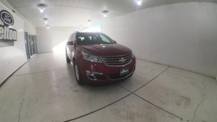 2014 chevrolet traverse lt lt 4dr suv w/1lt for sale in wichita, kansas