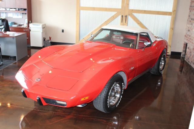 1975 corvette convertible auto **very nice**