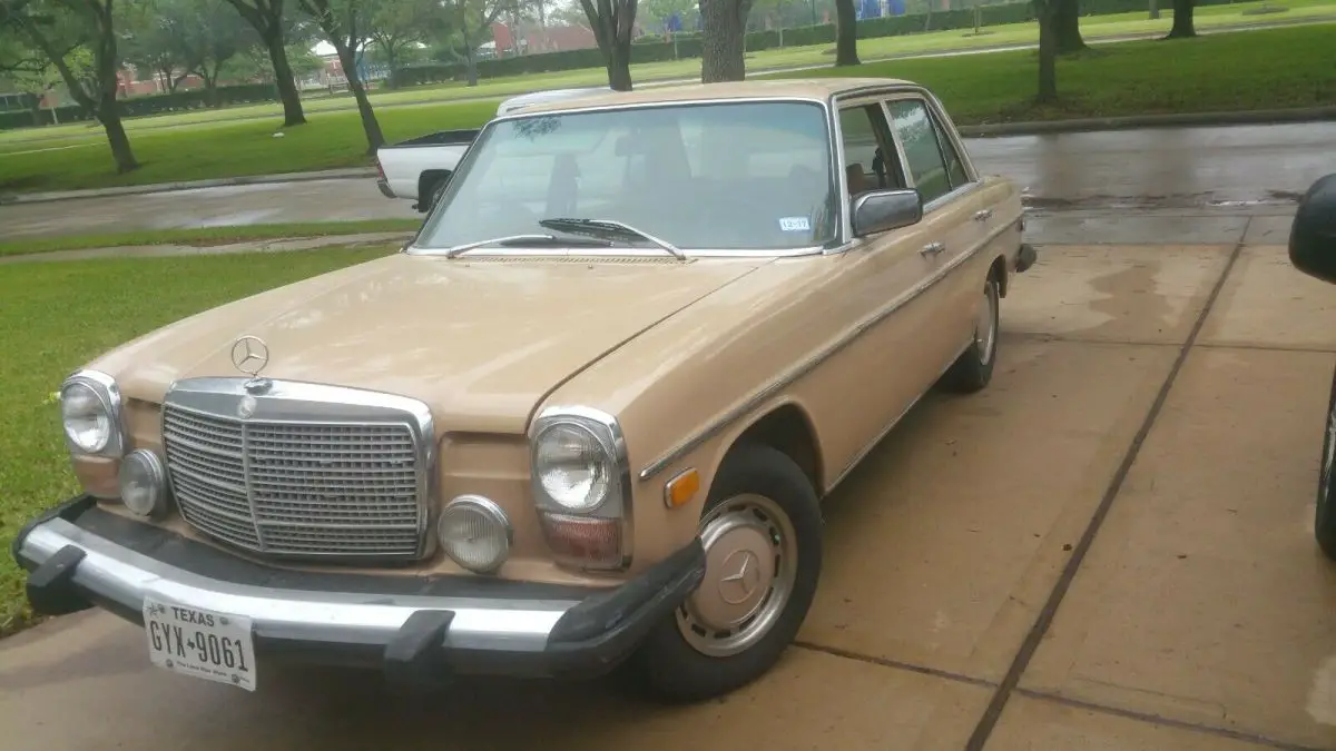 1976 benz 240d