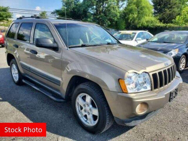 2005 jeep grand cherokee laredo