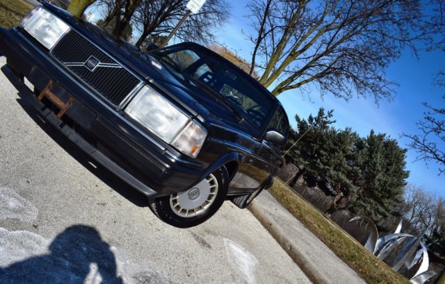 1991 volvo 240 2 owners no reserve service records