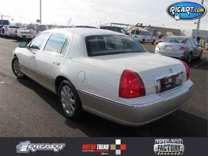 2005 lincoln town car signature limited in columbus, oh
