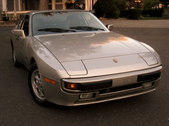 very clean low mile porsche 944- being sold from storage great car- best of 80's