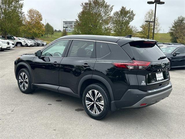 2021 nissan rogue sv