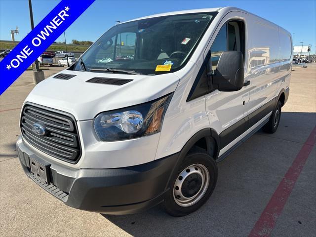 2019 ford transit-250 base