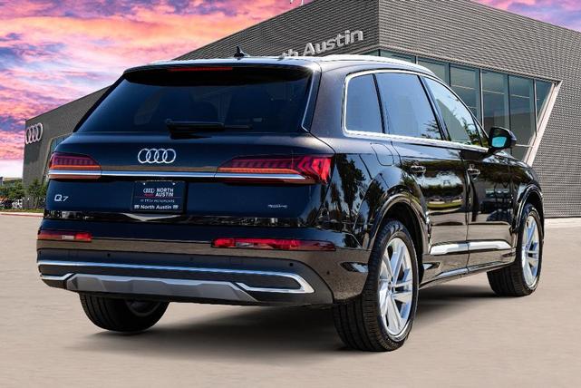 2024 audi q7 45 premium
