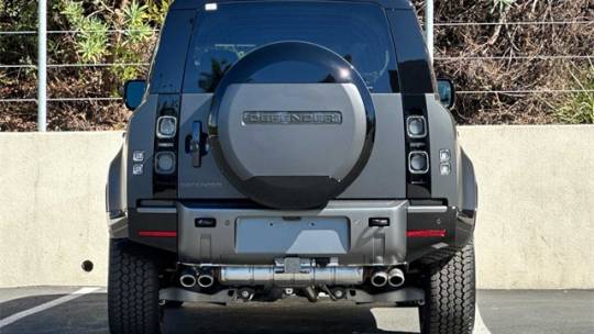 2025 Land Rover Defender