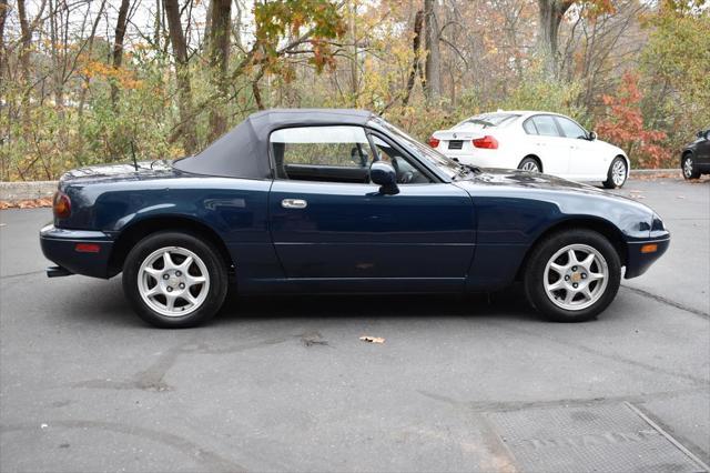 1997 mazda mx-5 miata convertible