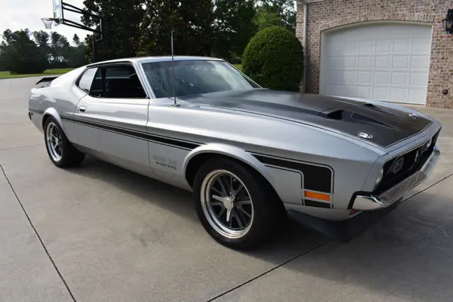 1971 ford mustang r code * original factory boss 351 * rare car * very nice