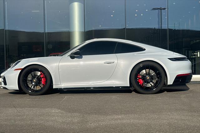 2024 porsche 911 carrera gts