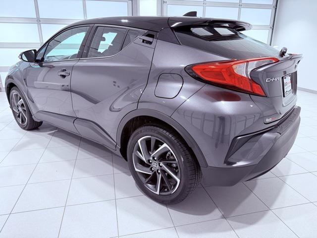 2022 toyota c-hr limited