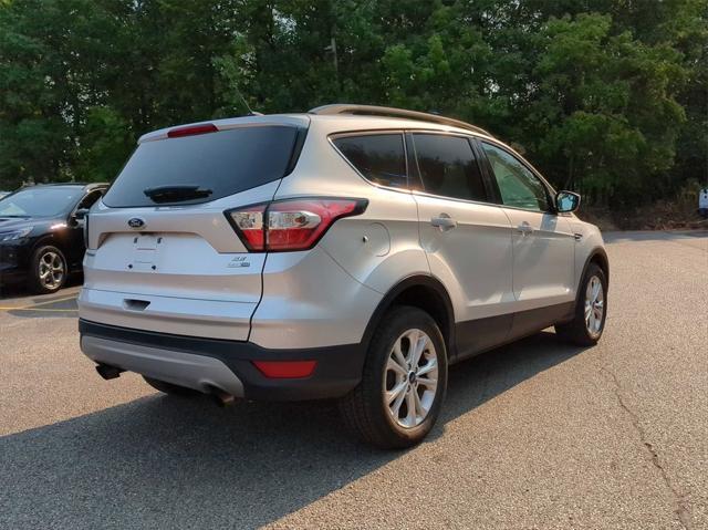 2018 ford escape se