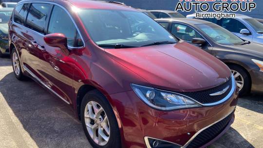 2017 Chrysler Pacifica touring-l plus