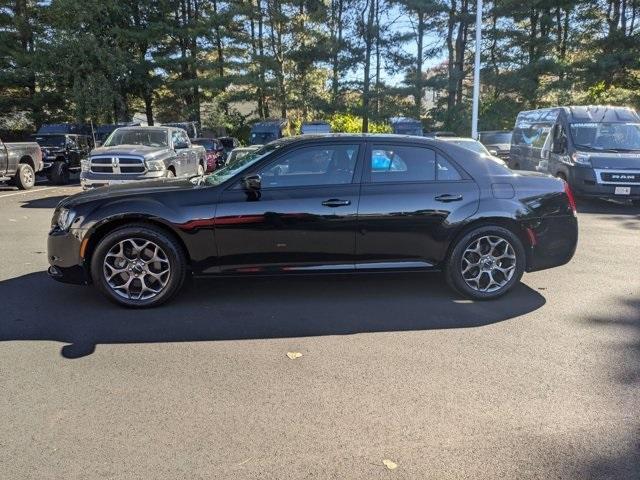 2015 chrysler 300 s